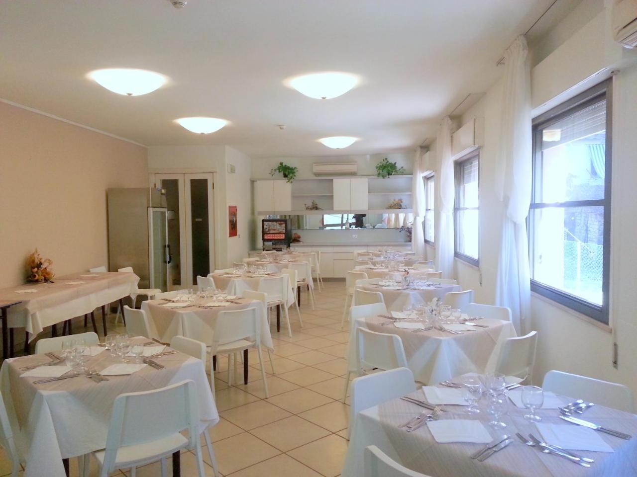 Hotel La Bella Vita Rimini Ngoại thất bức ảnh