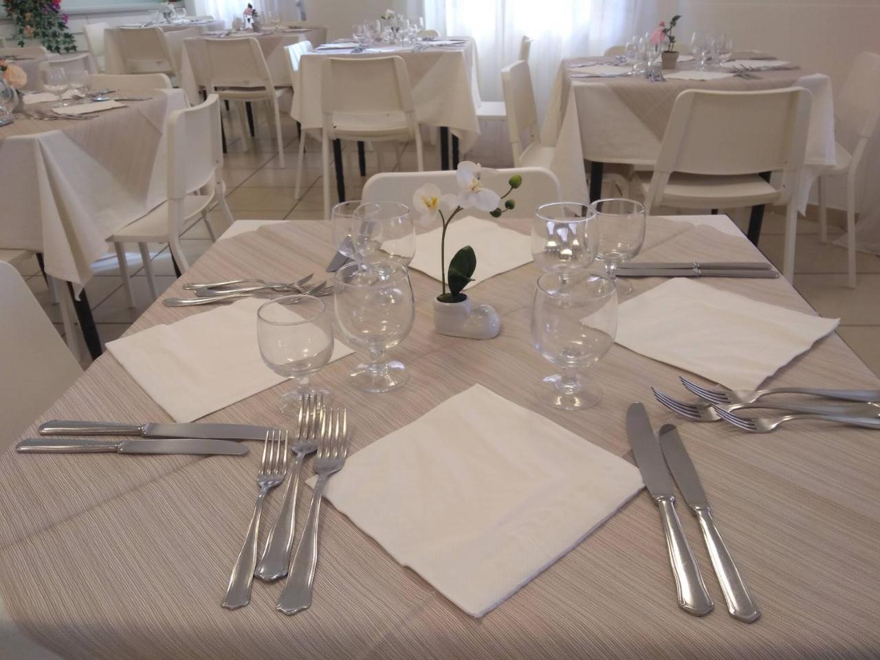 Hotel La Bella Vita Rimini Ngoại thất bức ảnh