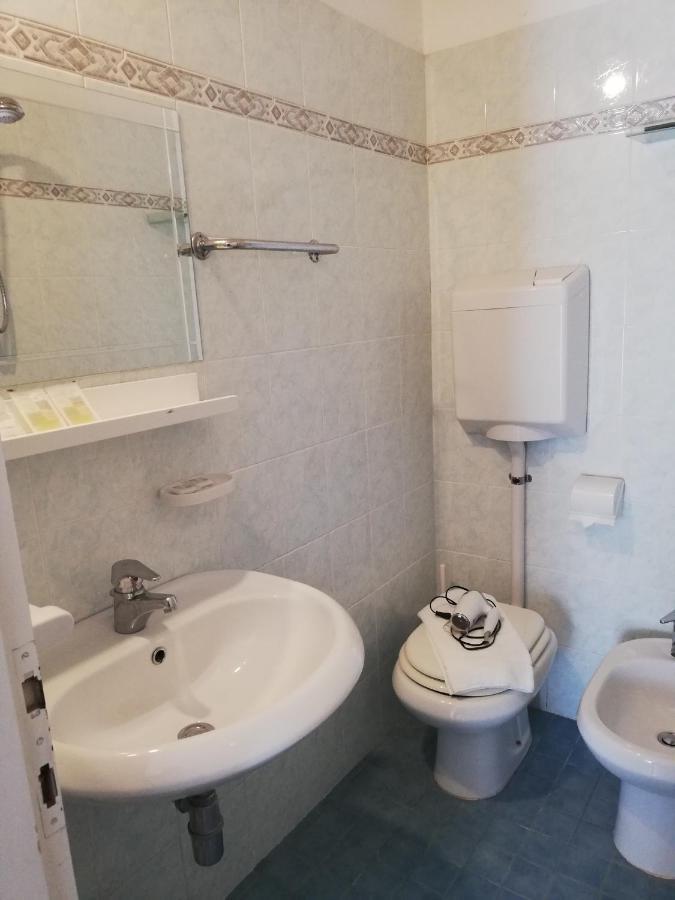 Hotel La Bella Vita Rimini Ngoại thất bức ảnh